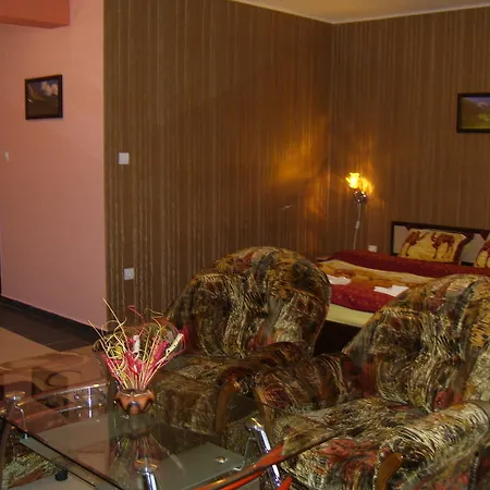 Kestenite Family Samokov