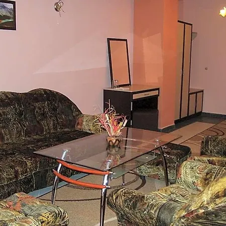 Hotel Kestenite Family 3*