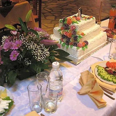 Hotel Kestenite Family 3*